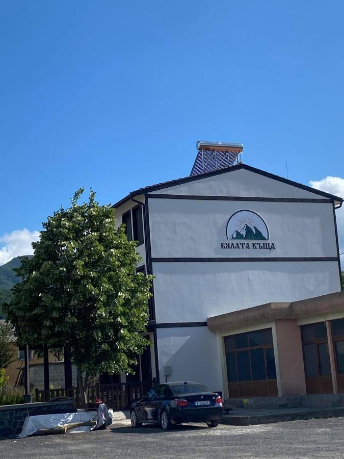 Бялата Къща Hotel Chakalarovo Eksteriør billede