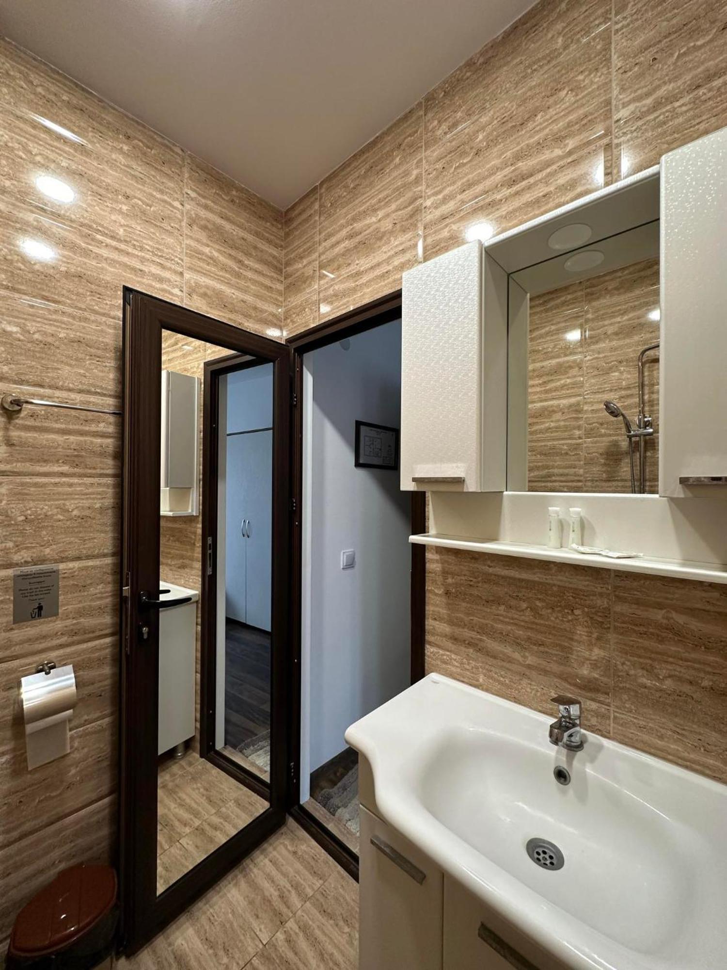 Бялата Къща Hotel Chakalarovo Eksteriør billede