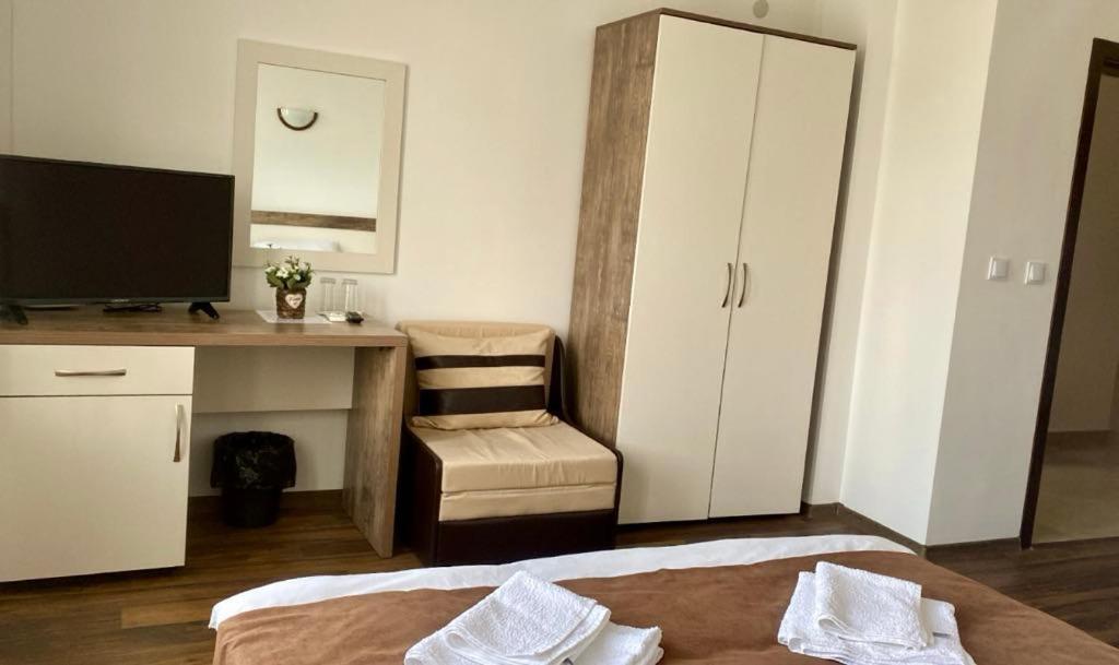 Бялата Къща Hotel Chakalarovo Eksteriør billede