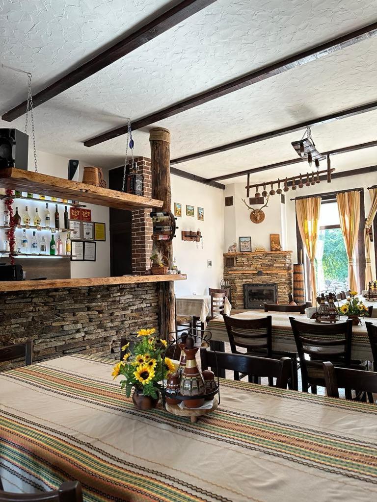 Бялата Къща Hotel Chakalarovo Eksteriør billede