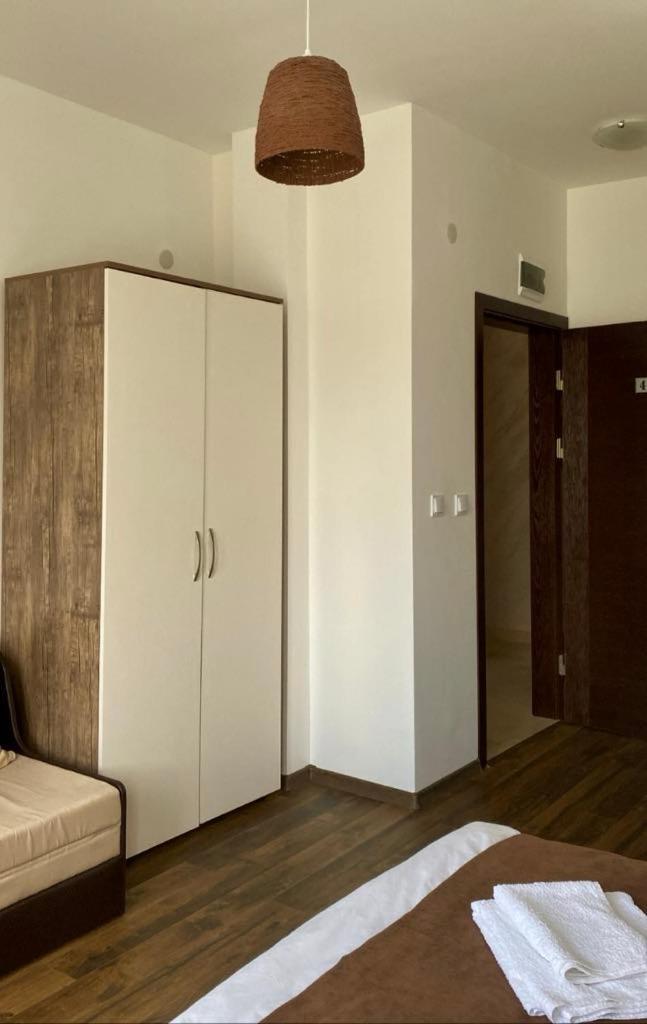 Бялата Къща Hotel Chakalarovo Eksteriør billede